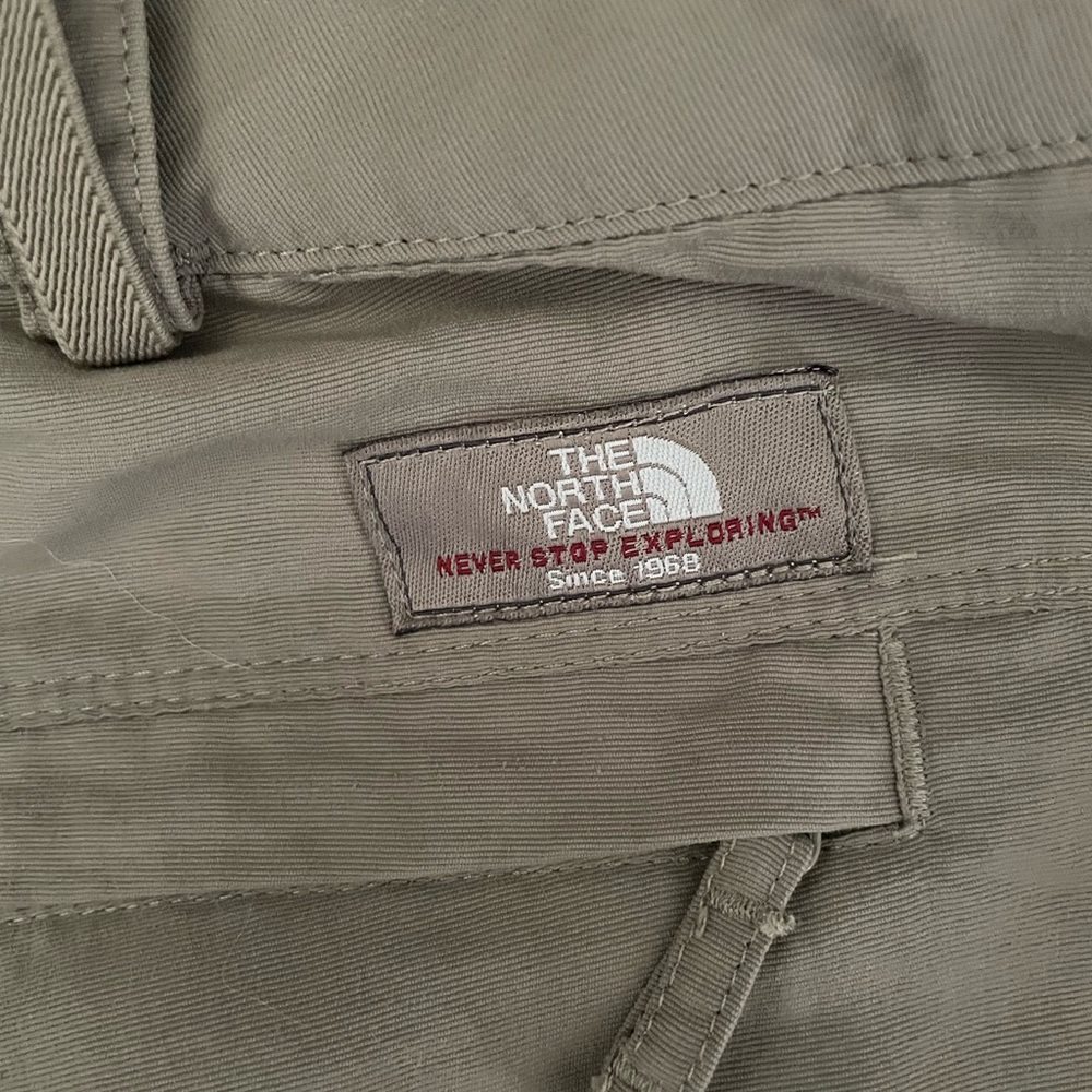 North Face women’s zippered cargo pants